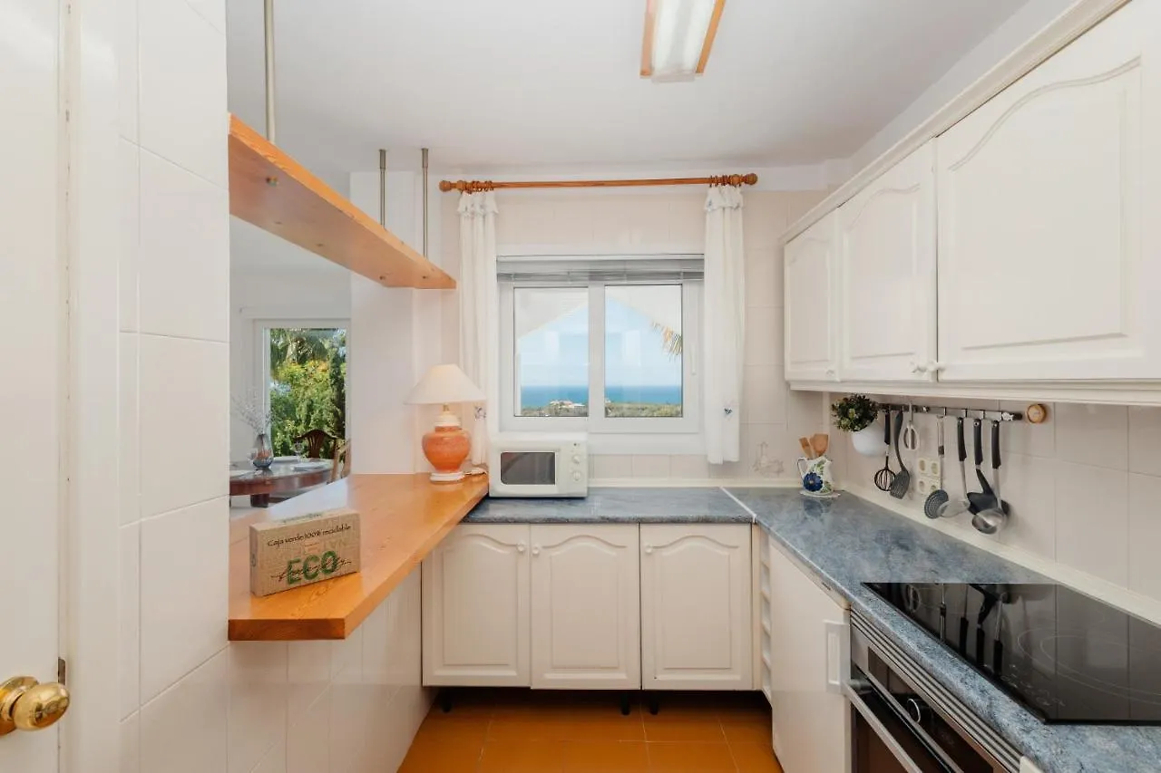 Apartment, Close To The Beach And Sea Views, In Marbella Spain
