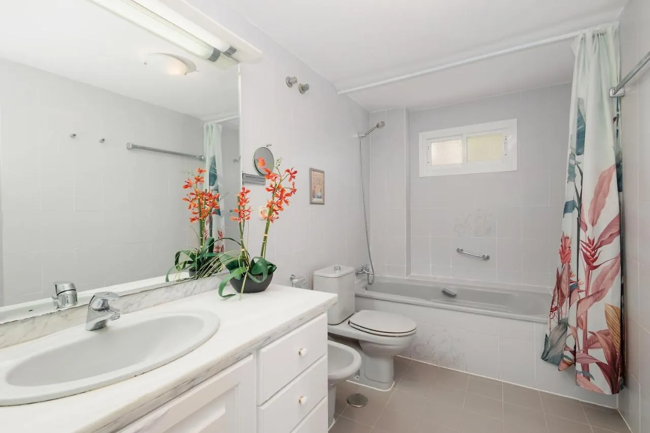 Apartment, Close To The Beach And Sea Views, In Marbella 0*,