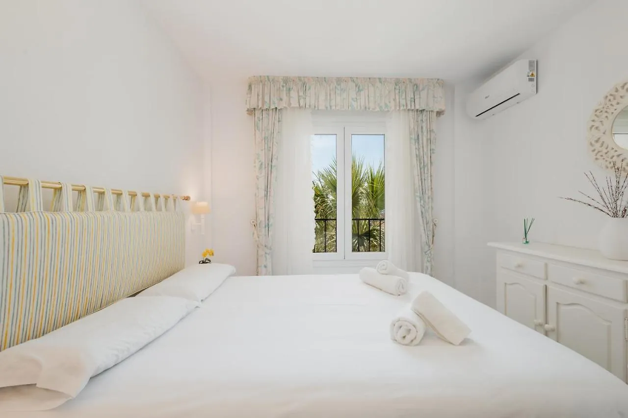 Apartment, Close To The Beach And Sea Views, In Marbella Apartment