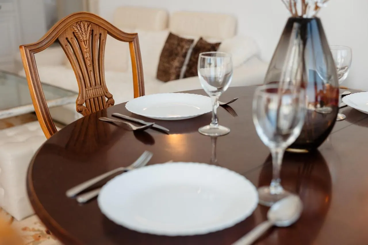 Apartment Apartment, Close To The Beach And Sea Views, In Marbella