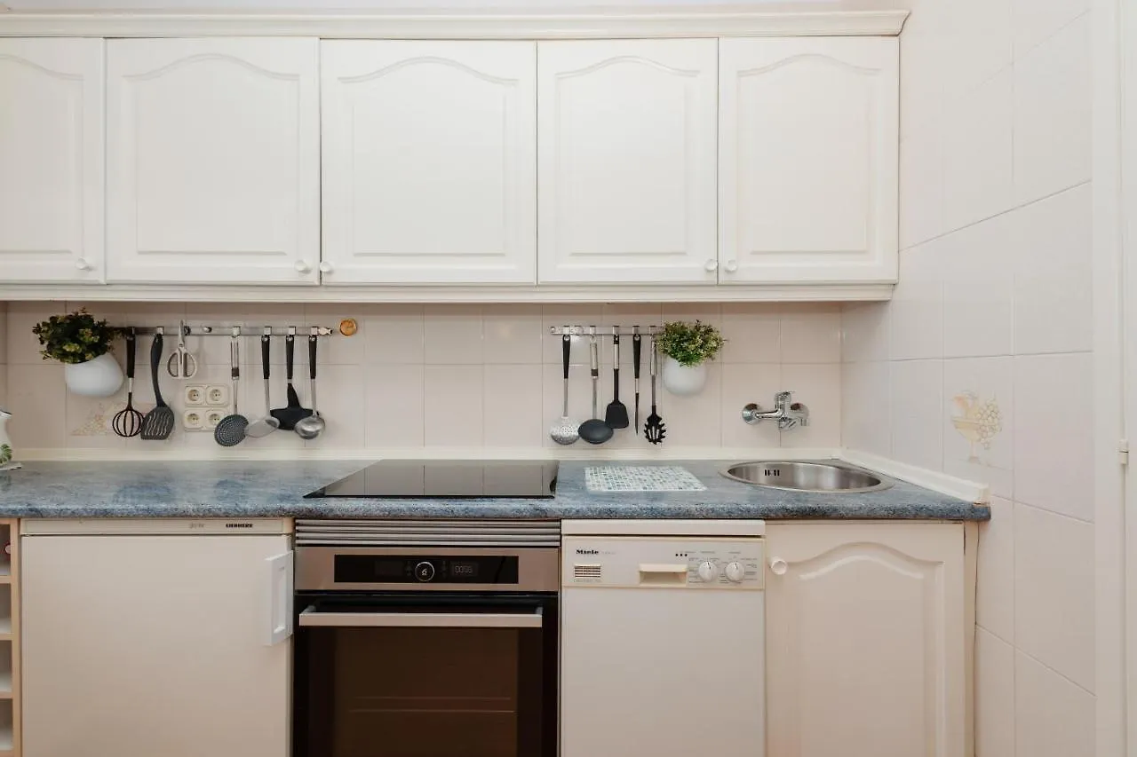 Apartment, Close To The Beach And Sea Views, In Marbella Apartment