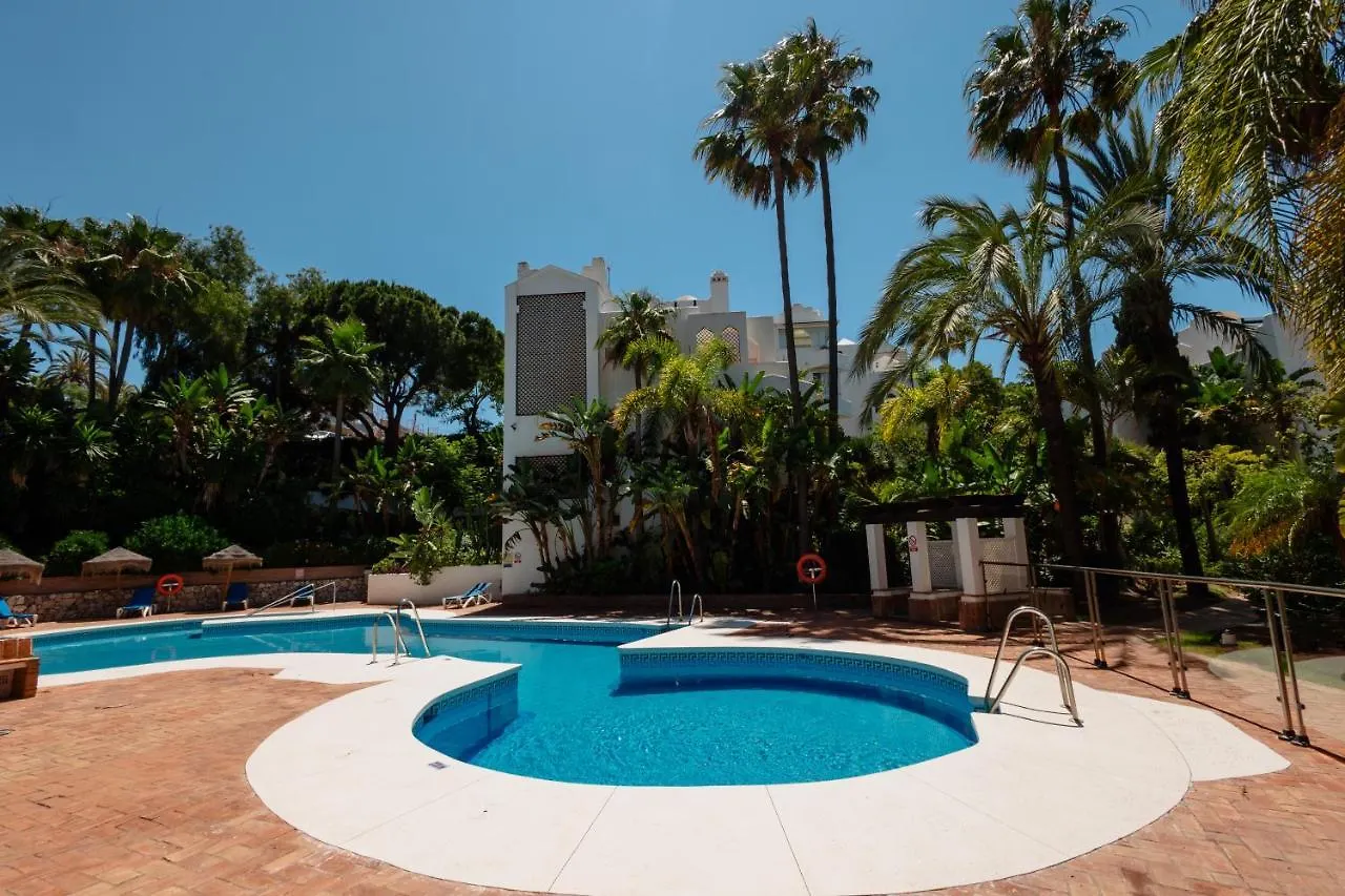 Apartment, Close To The Beach And Sea Views, In Marbella Apartment